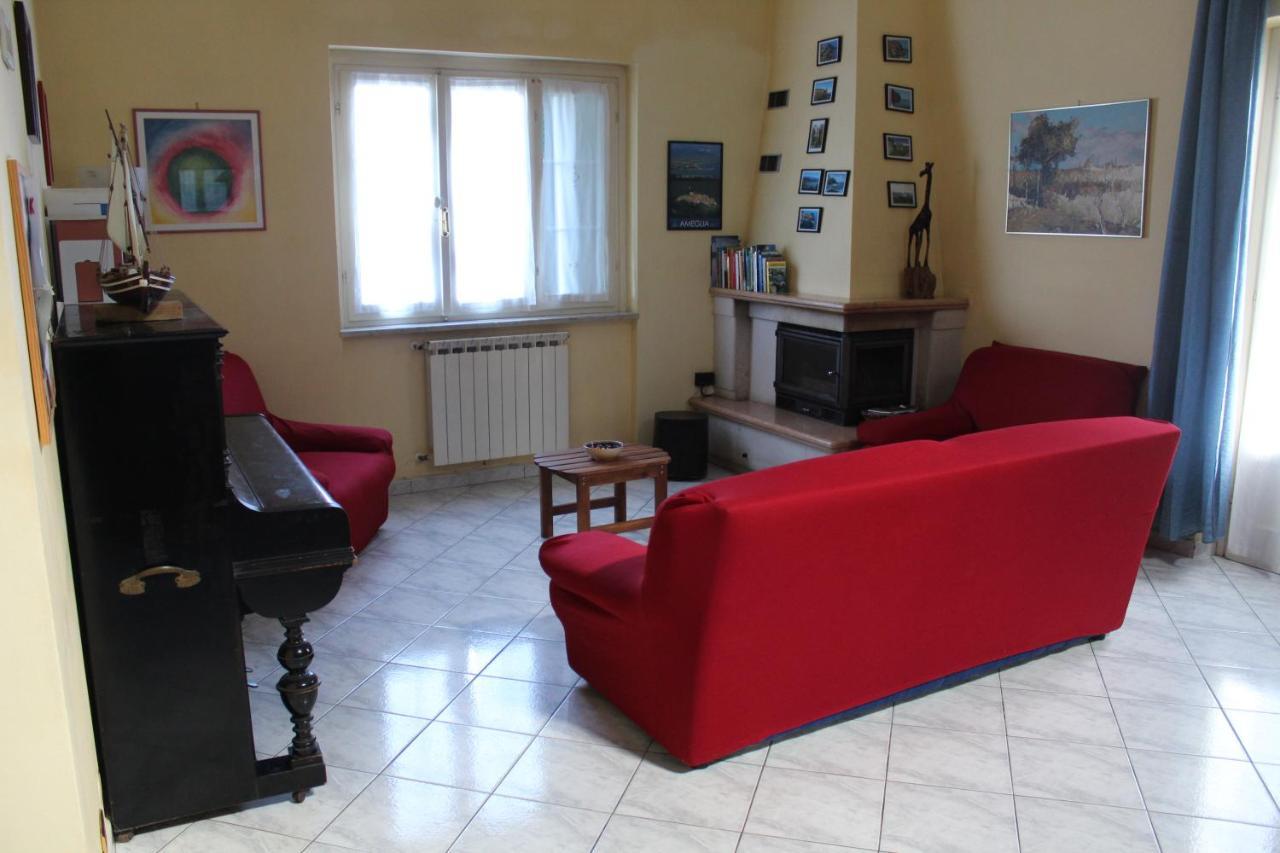 Casa Margubbio Villa Амеля Екстериор снимка